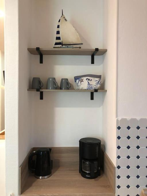 Emily'S Deichbude In Einer Historischen Villa In Dornumersiel 외부 사진